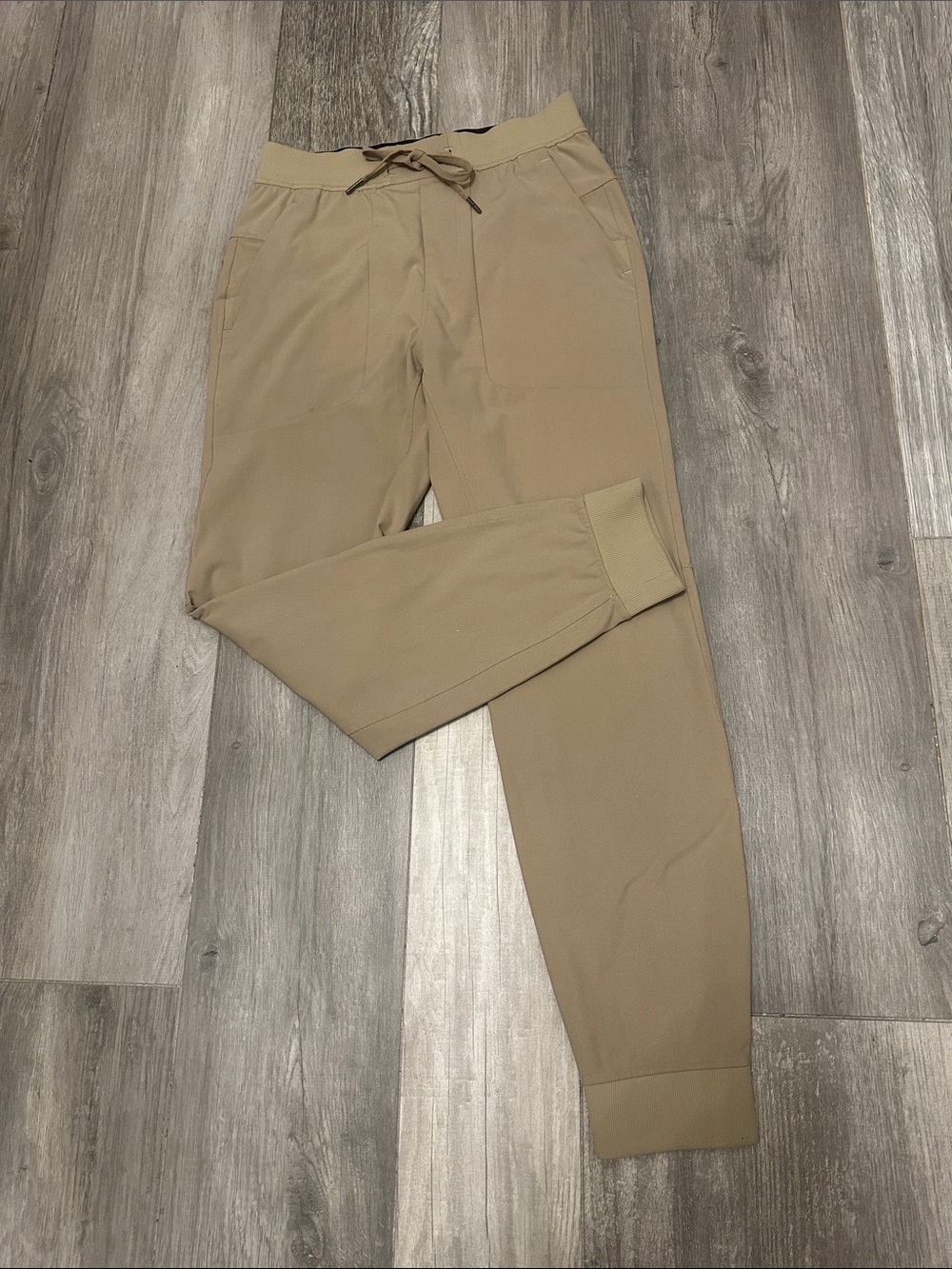 lululemon athletica Men's Khaki Drawstring Joggers